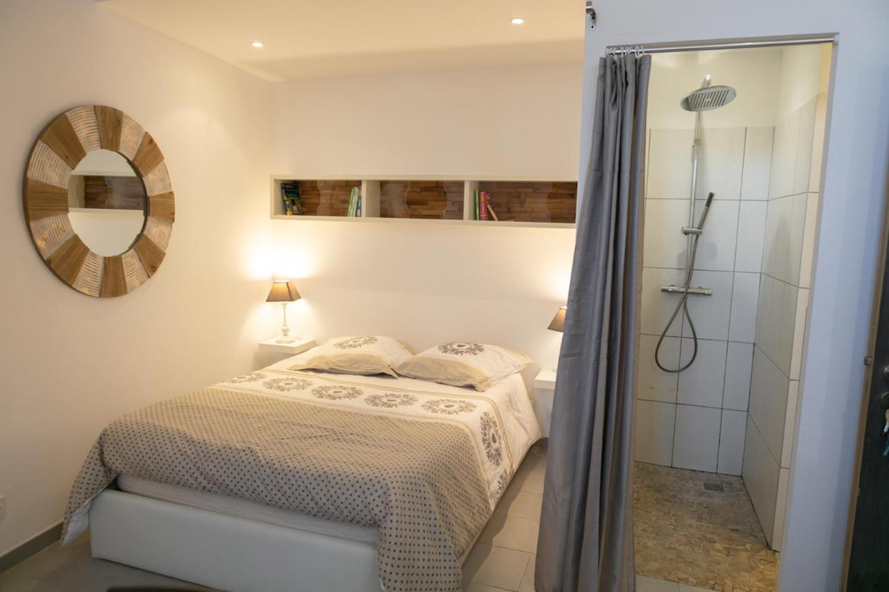 Studio Vaucluse Clovis LʼIsle-sur-la-Sorgue Exterior foto